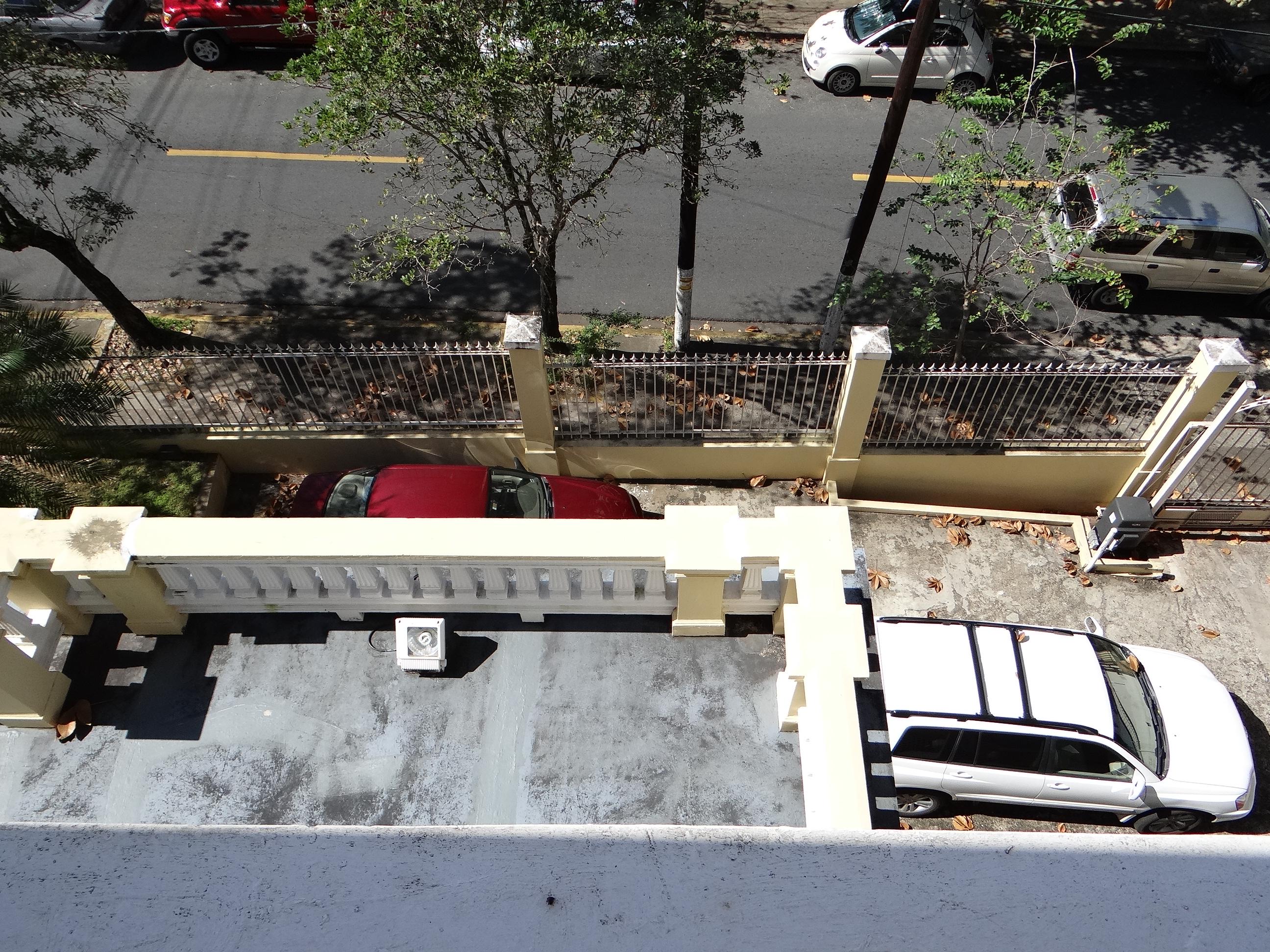 Casa La Giralda - Avenida Miramar, esquina calle Marti 651 - San Juan (Miramar) - 2014 00014